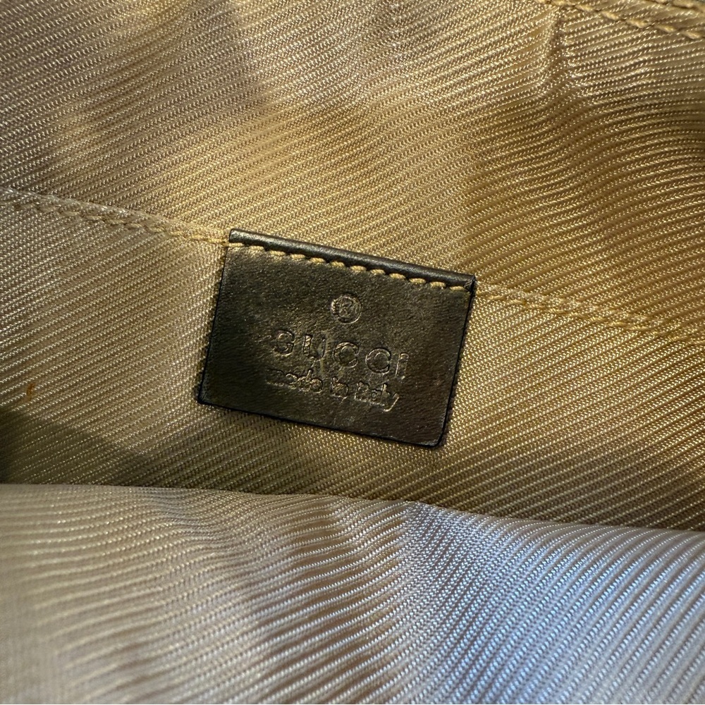 Gucci Gold Metallic Shoulder Bag - Picture 8 of 9